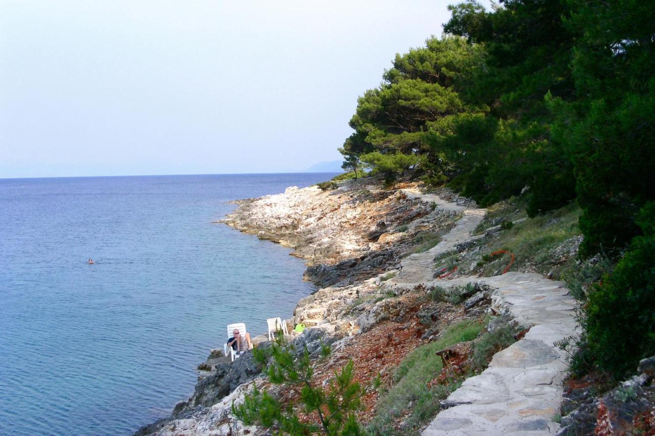 Apartments By The Sea Mudri Dolac, Hvar - 4042 Vrbanj Экстерьер фото